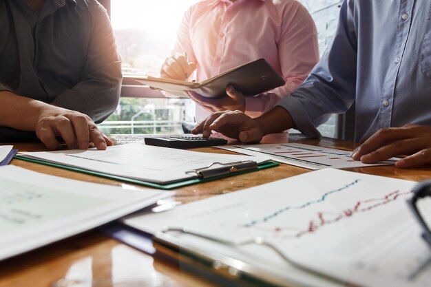 Ferramentas práticas para desenvolvimento de competências em finanças pessoais